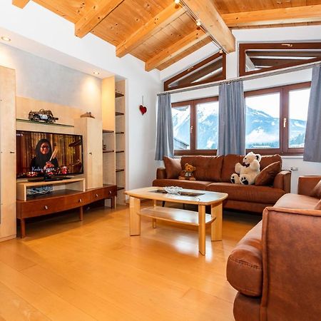 Hoelzl Bed & Breakfast Neukirchen am Grossvenediger Exterior photo
